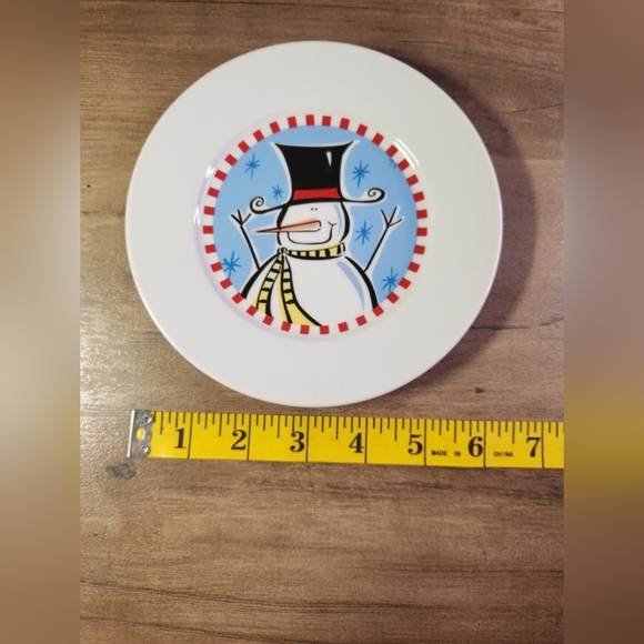 2/$30 Kathtryn Beich Snowman Dessert Appetizer Plates - Picture 4 of 9